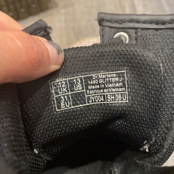 Dr. Martens rainbow colored boots - Picture 11 of 11